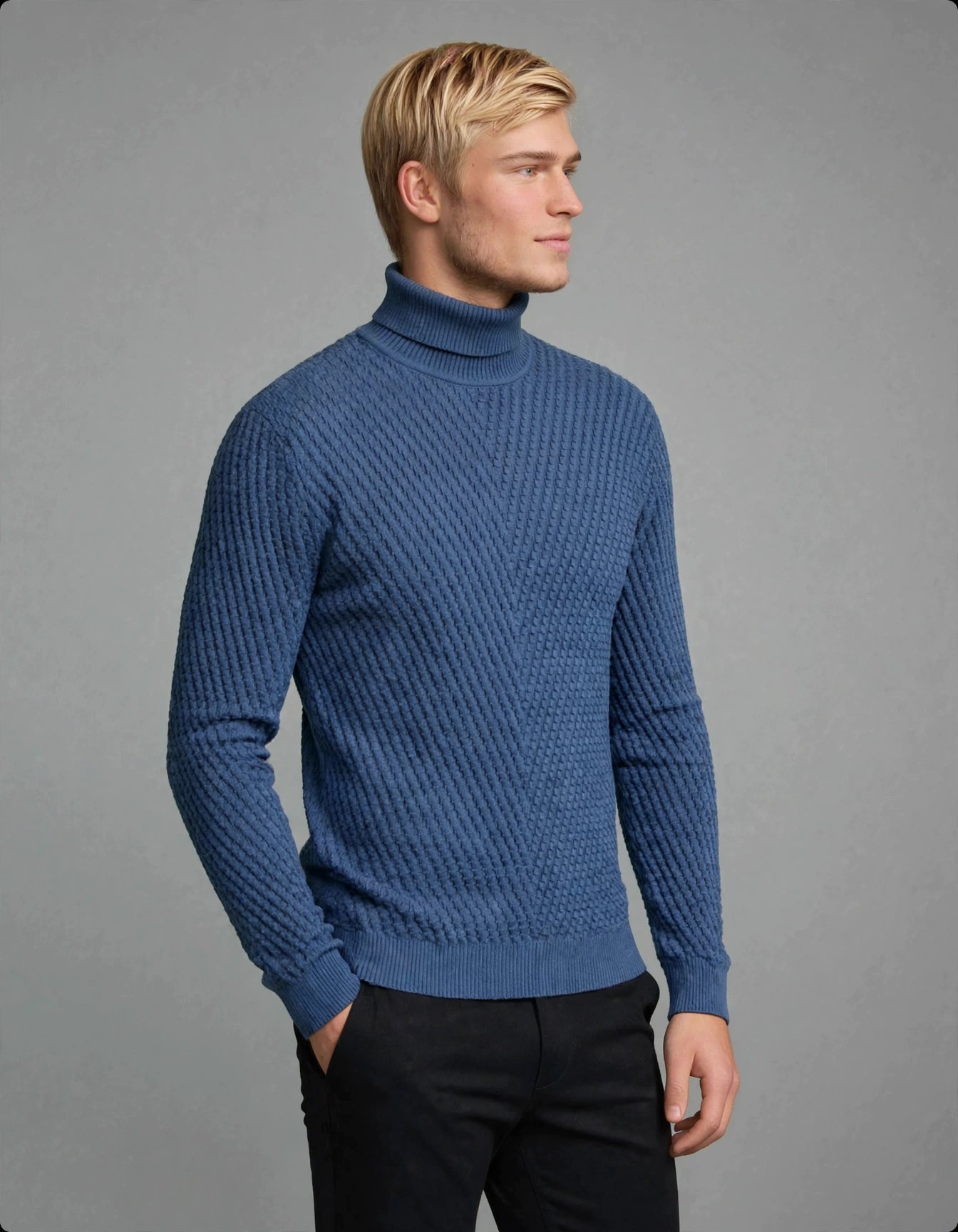 Varane Turtle Neck