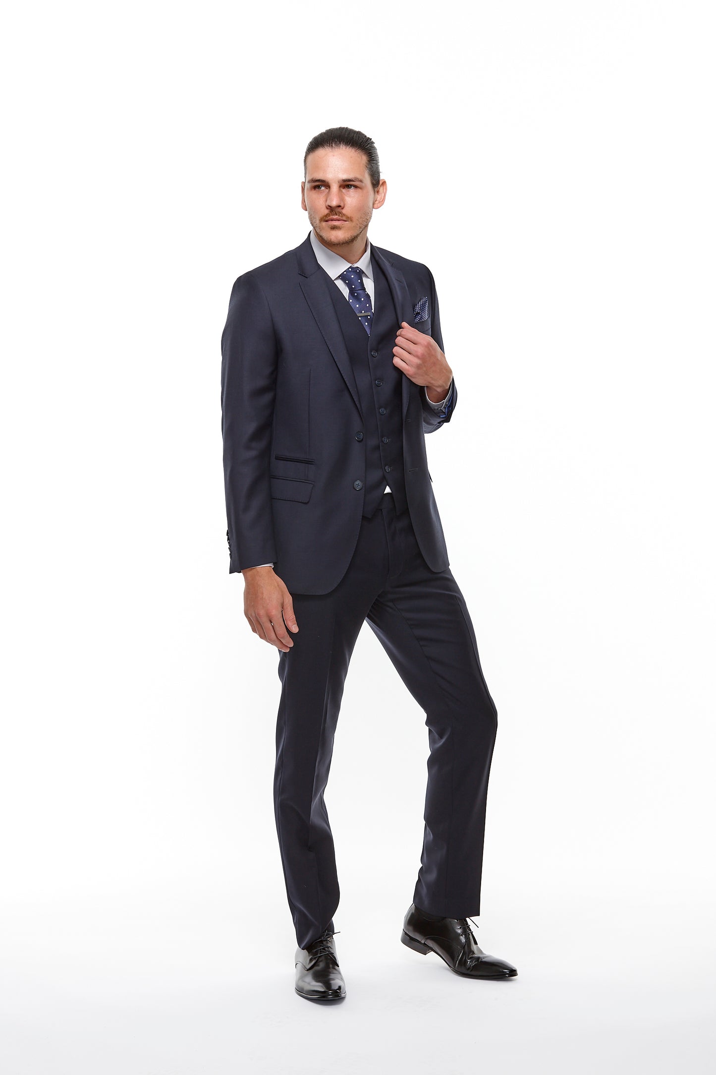 Barton Suit Navy