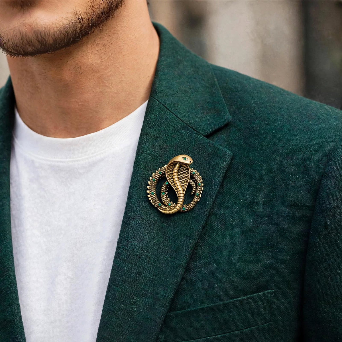 Cobra Brooch Gold