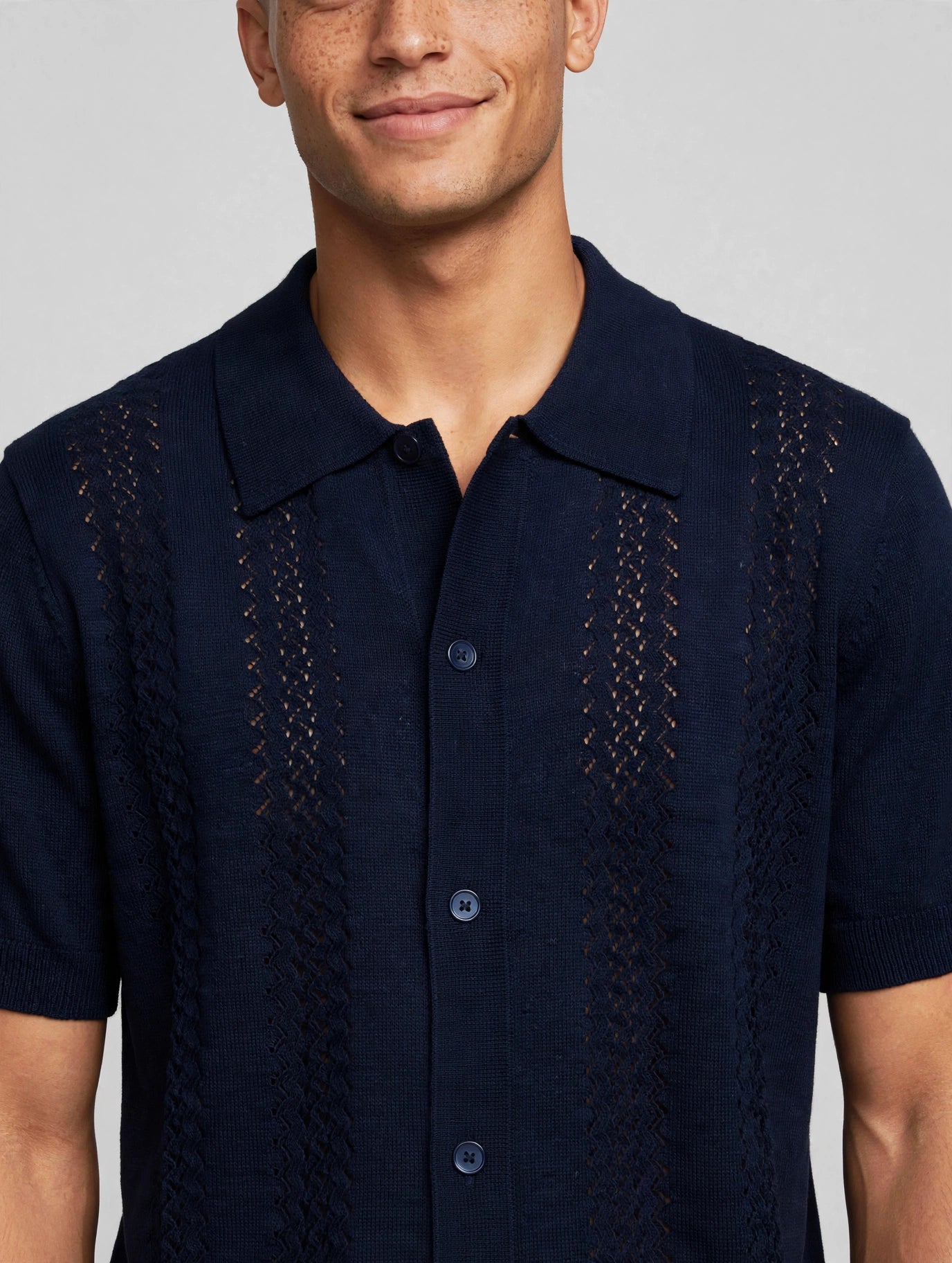 Thor SS Cardigan Navy