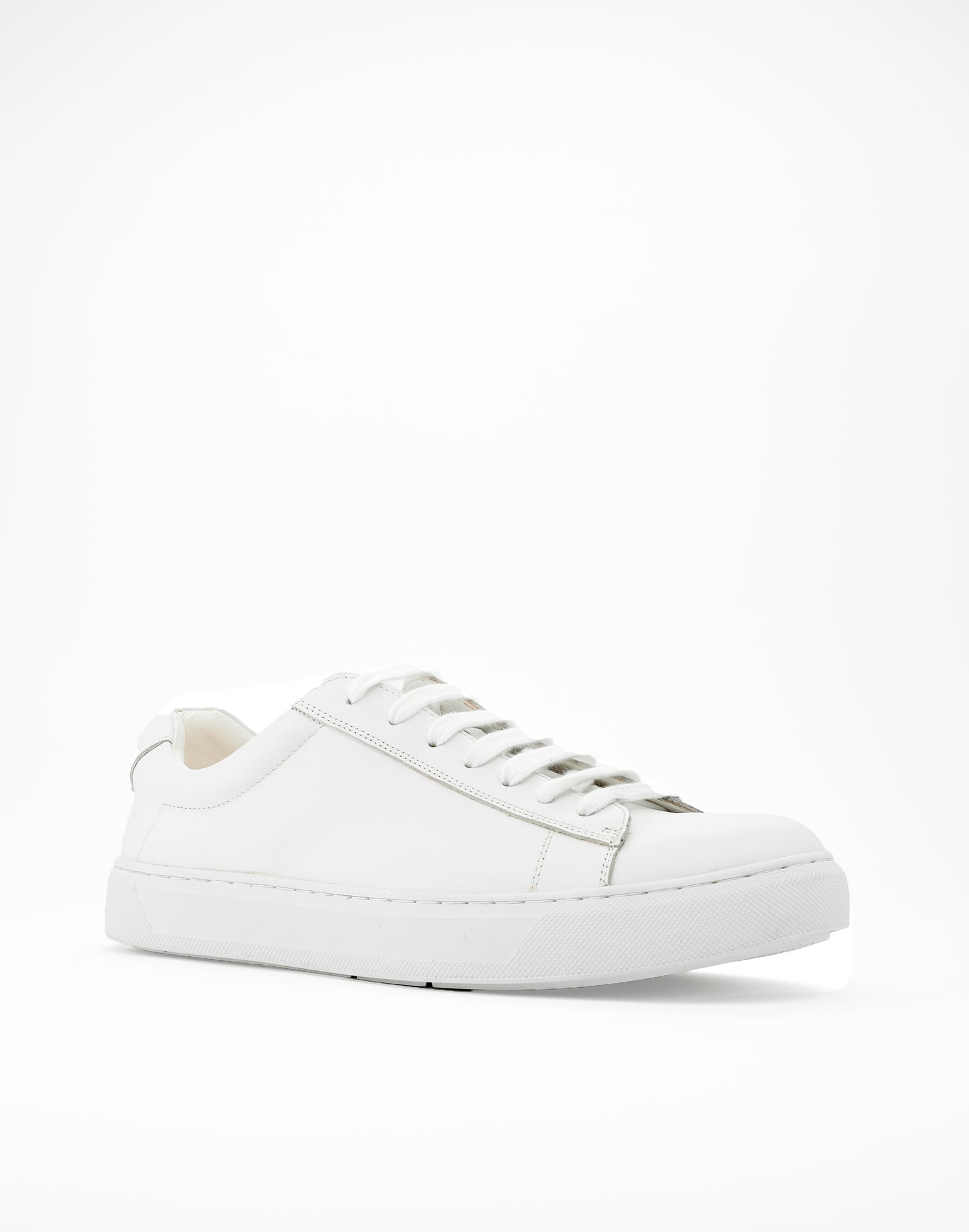 Barnes Sneaker White